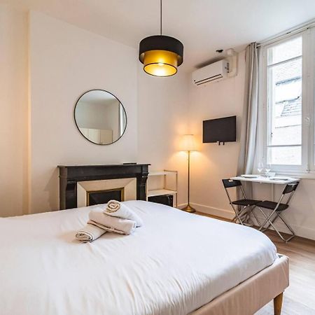 Pink, Appartement En Plein Coeur De Reims Zewnętrze zdjęcie
